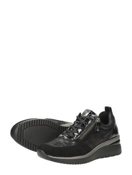 Sneakers Laag