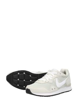 Nike Venture Runner