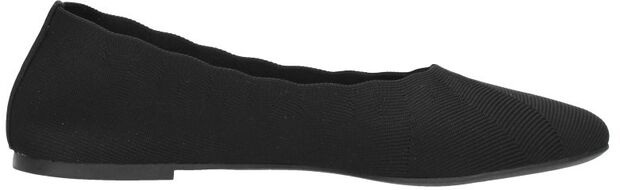 Cleo Bewitch - large