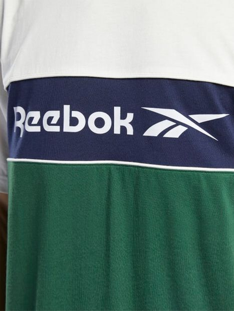 CL F Linear Tee - large