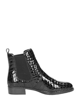 Chelsea boots