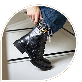 Biker boots